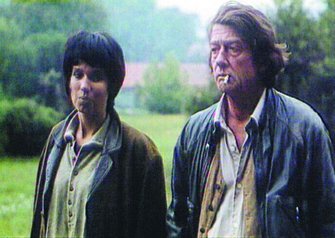 John Hurt és Joanna Trepechinska a Kölcsönkapott idő című filmben
